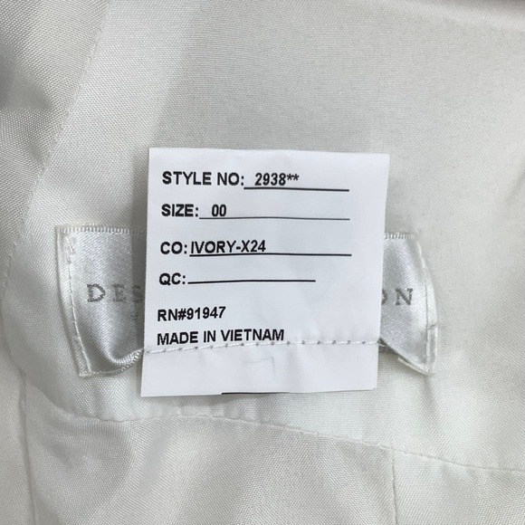 NEW Dessy Collection Size 00 Halter Front Open Back Dress Ivory $263 msrp I24-18 - Picture 6 of 10